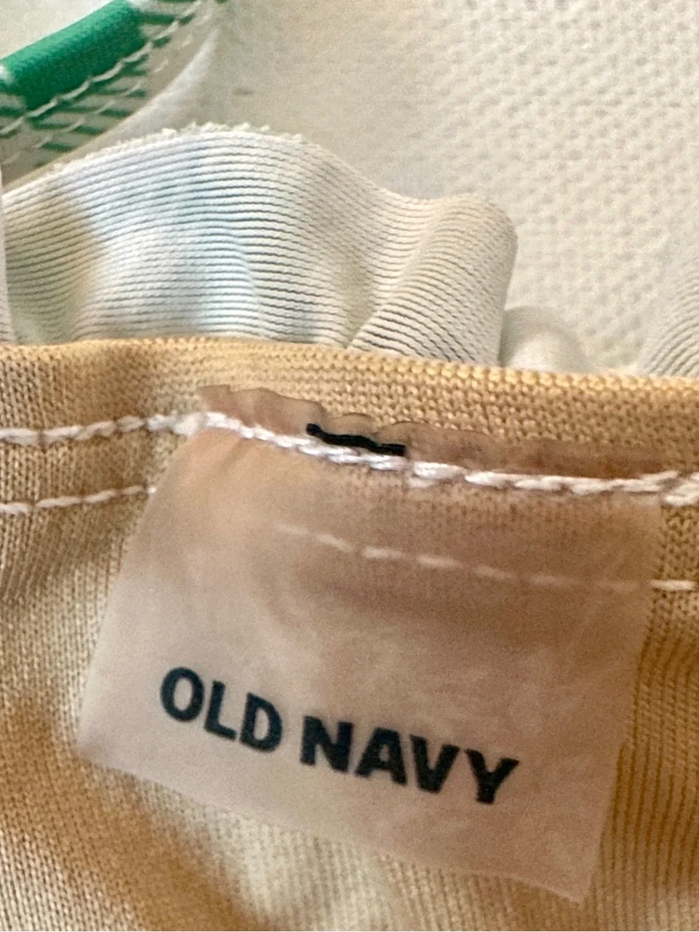 Old Navy girls' gingham one-piece swimsuit.  smocked bodice.  Size 4T.